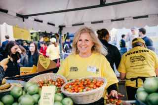 Volunteer at OzHarvest Event