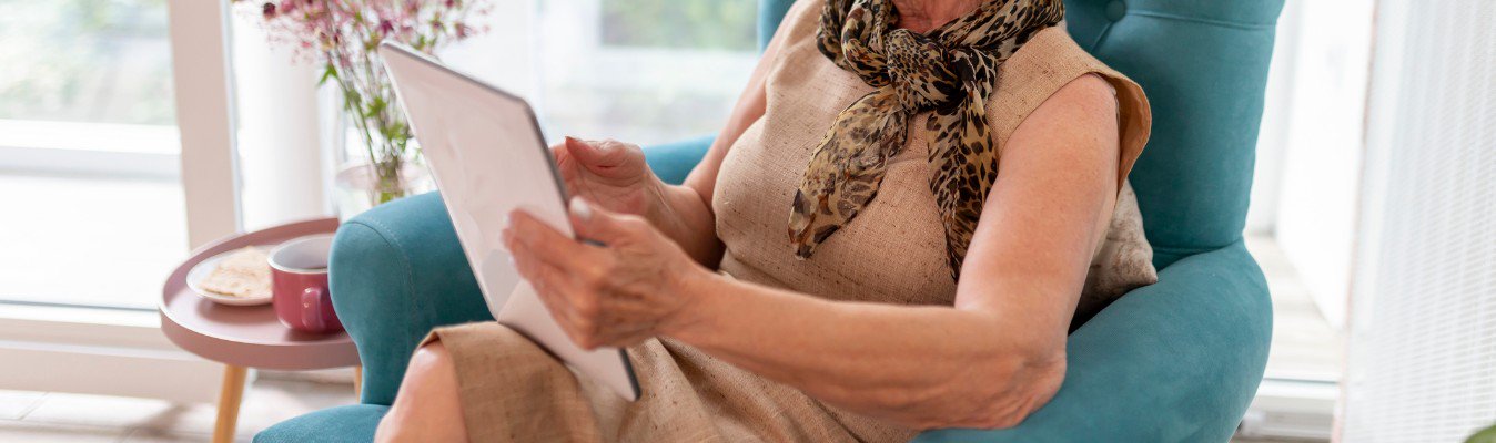  A lady reading virtual book 